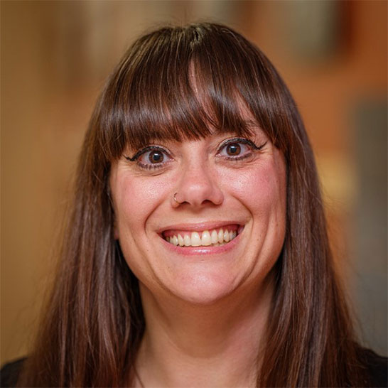 Elisha Brilhante