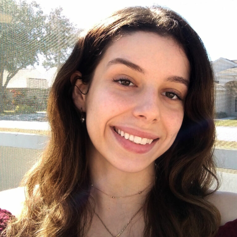 Samantha Dodd headshot